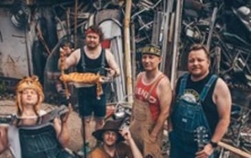 Steve'N'Seagulls, tournée
