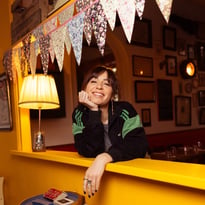 Amandine Lourdel Renversée