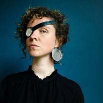 Laura Perrudin — Tempus