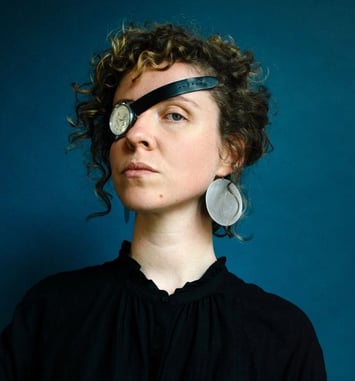Laura Perrudin — Tempus