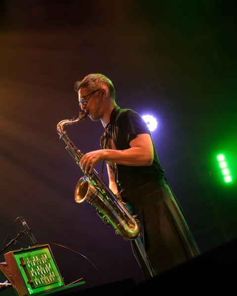 Sylvain Rifflet, We Want Stars