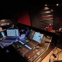 Visite du Théâtre Madeleine-Renaud et de ses studios d'enregistrement