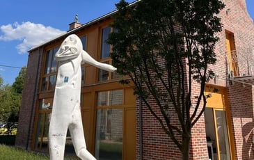 Parcours d'exposition et du jardin de sculptures ainsi que le Labcafé