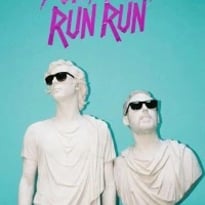 Pony Pony Run Run