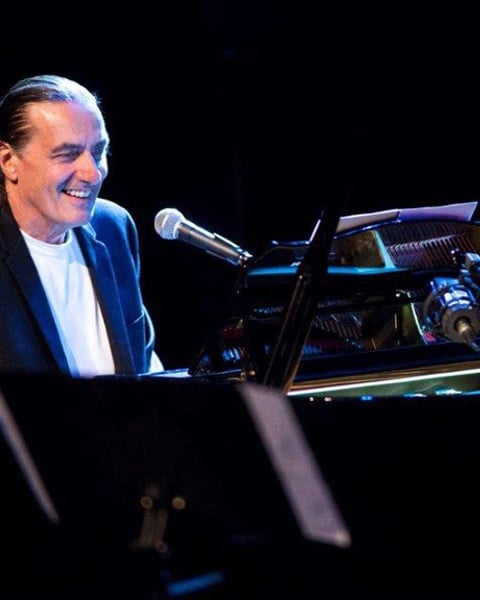 Yves et Pascal invitent Daniel Roca, "le pianiste du Lutétia"