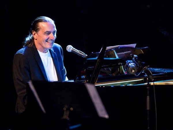 Yves et Pascal invitent Daniel Roca, "le pianiste du Lutétia"