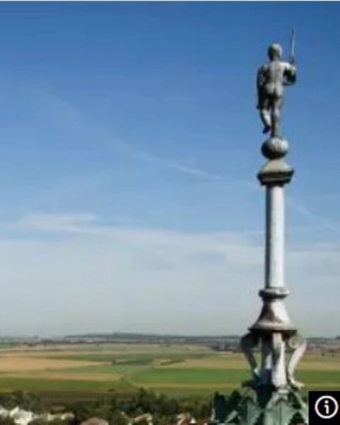 Couronner le ciel, épis de faîtage et décors de toiture de la Renaissance française