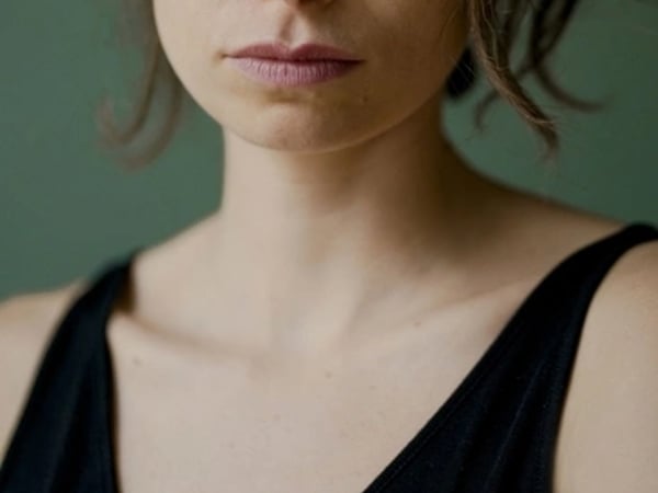 "C'est compliqué, je t'expliquerai" (Lisa Perrio)
